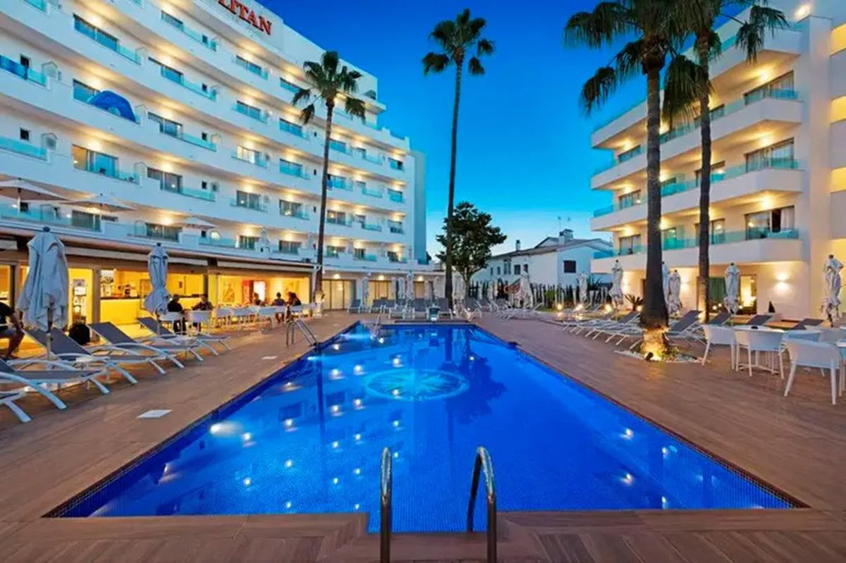 Metropolitan Playa Hotel — hoofdfoto