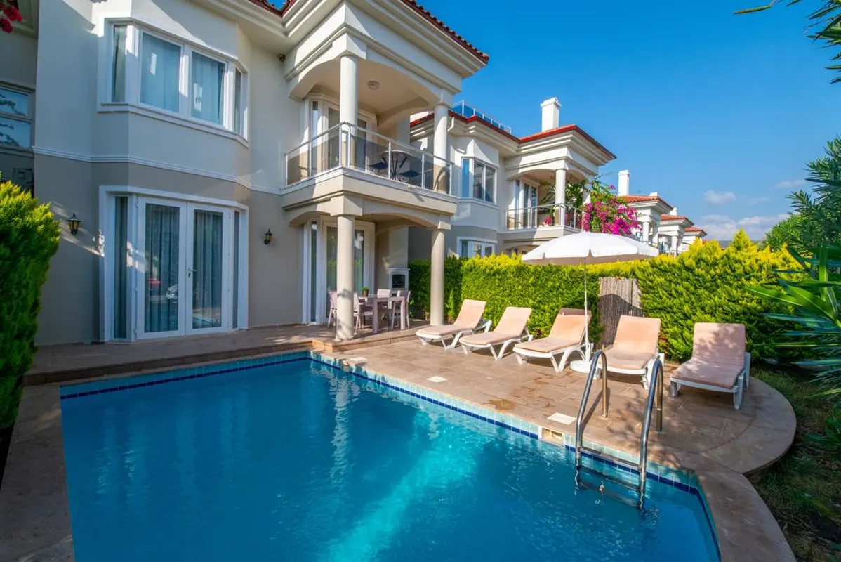 Sunset Villas — hoofdfoto