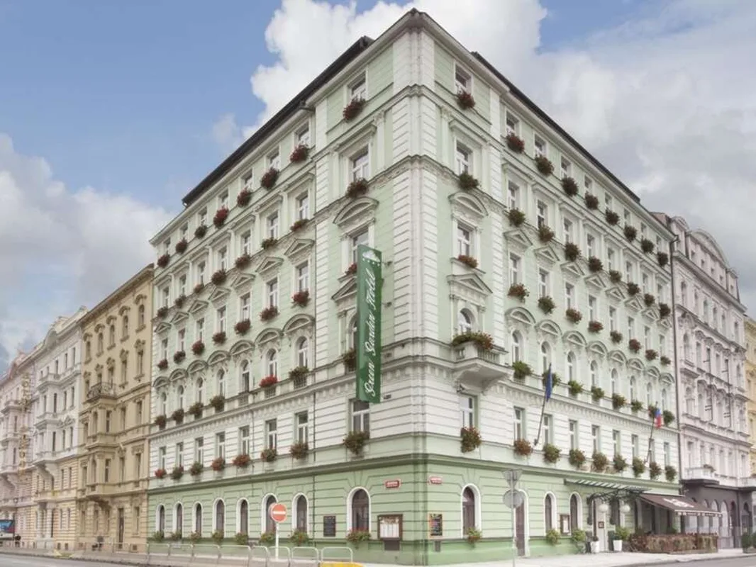 Green Garden Hotel — hoofdfoto
