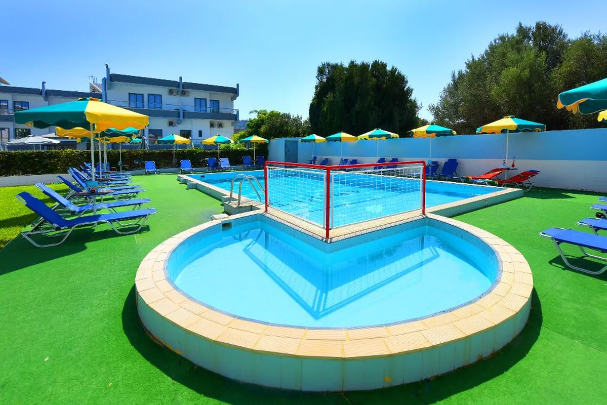 Anixis Hotel — hoofdfoto