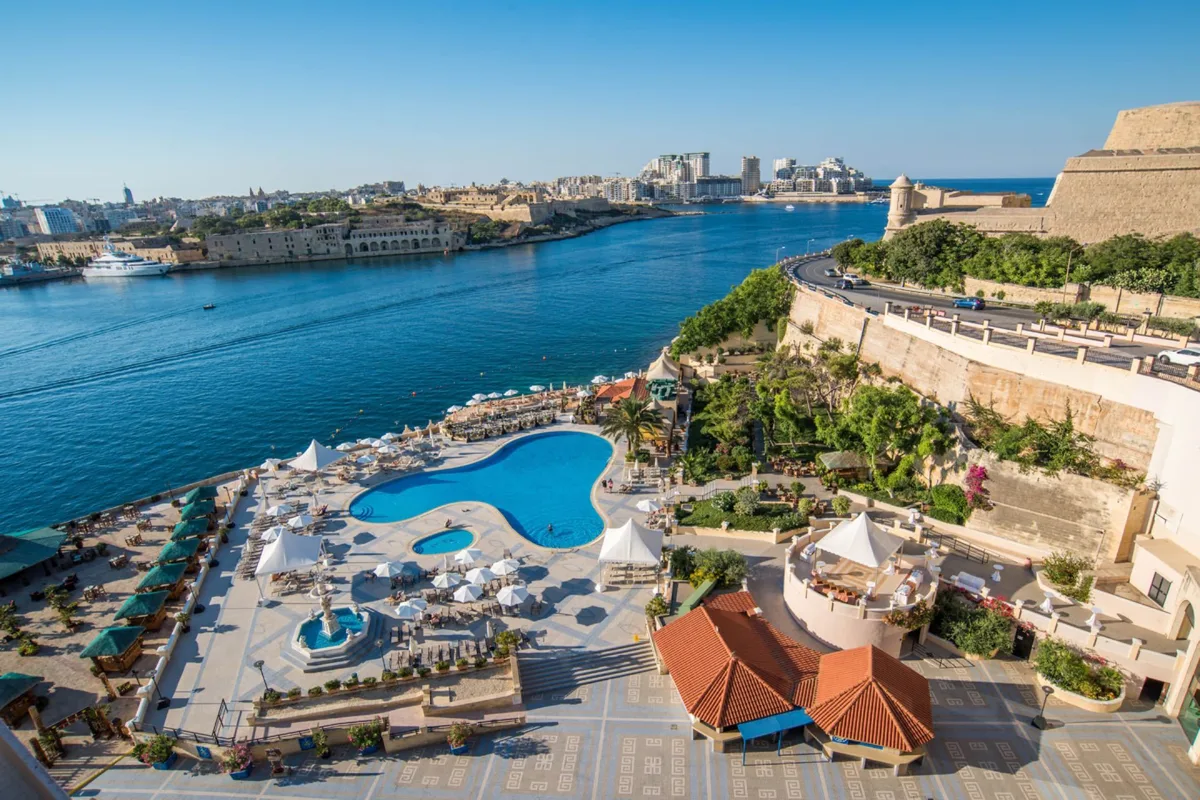 Grand Hotel Excelsior — hoofdfoto