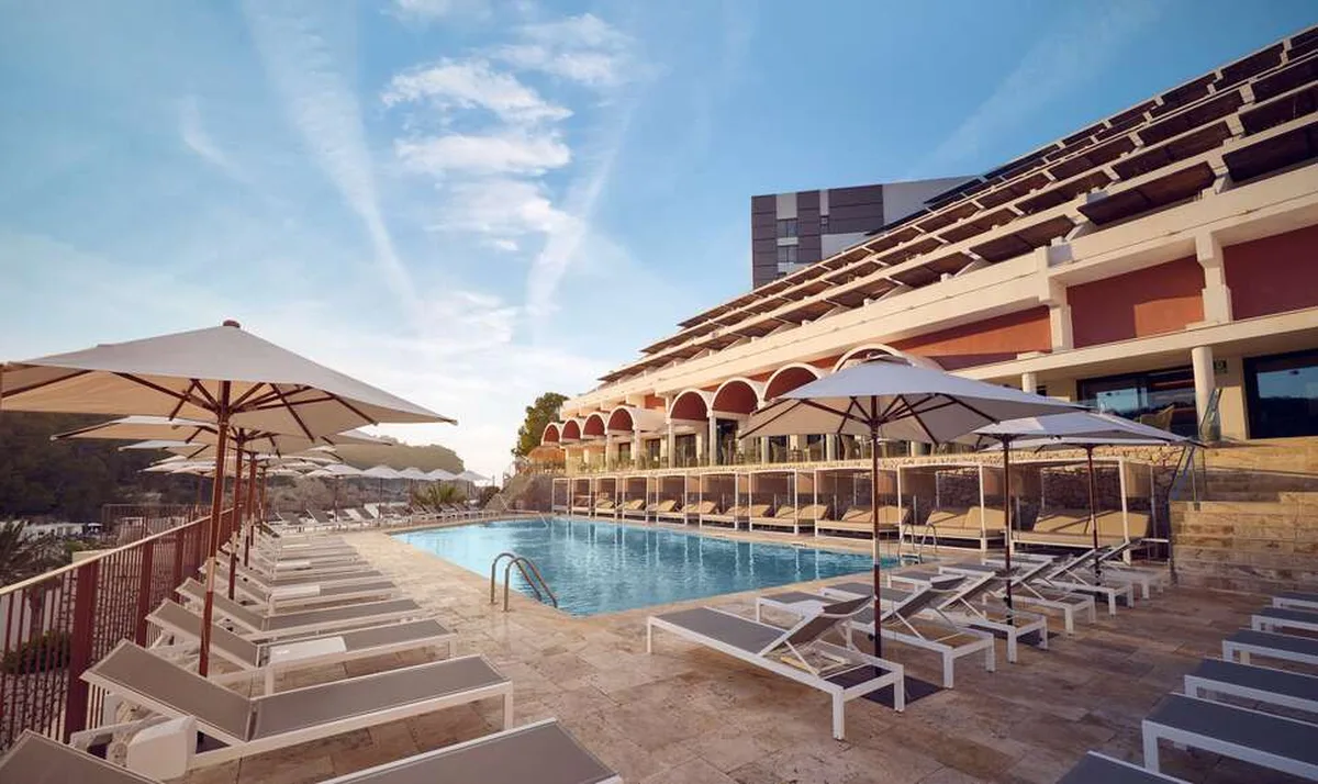 Cala San Miguel Hotel Ibiza Curio Collection — hoofdfoto