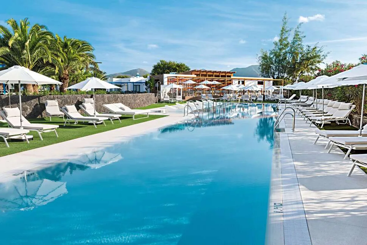 Elba Lanzarote Premium Suites — hoofdfoto