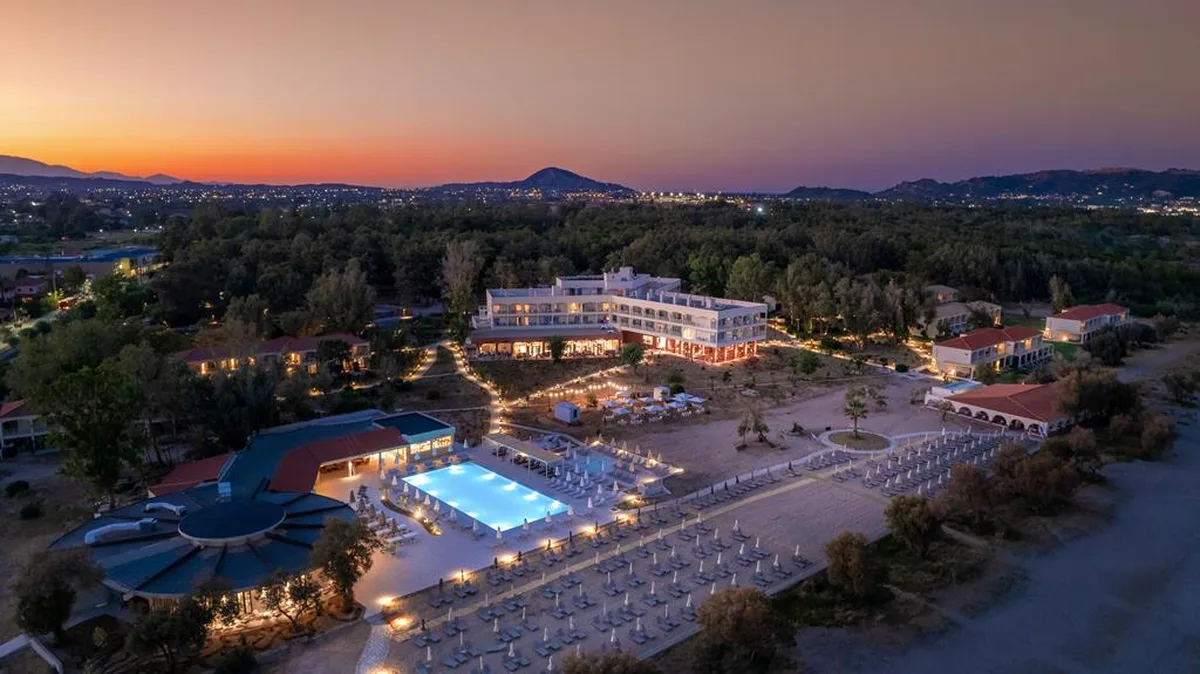 Domes Aulus Zante, Autograph Collection — hoofdfoto