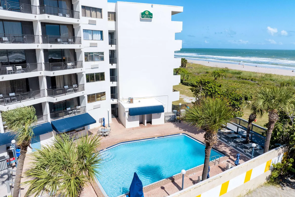 La Quinta Inn & Suites by Wyndham Cocoa Beach, hoofdfoto