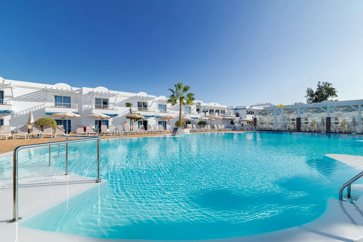 Hotel Arena Beach — hoofdfoto