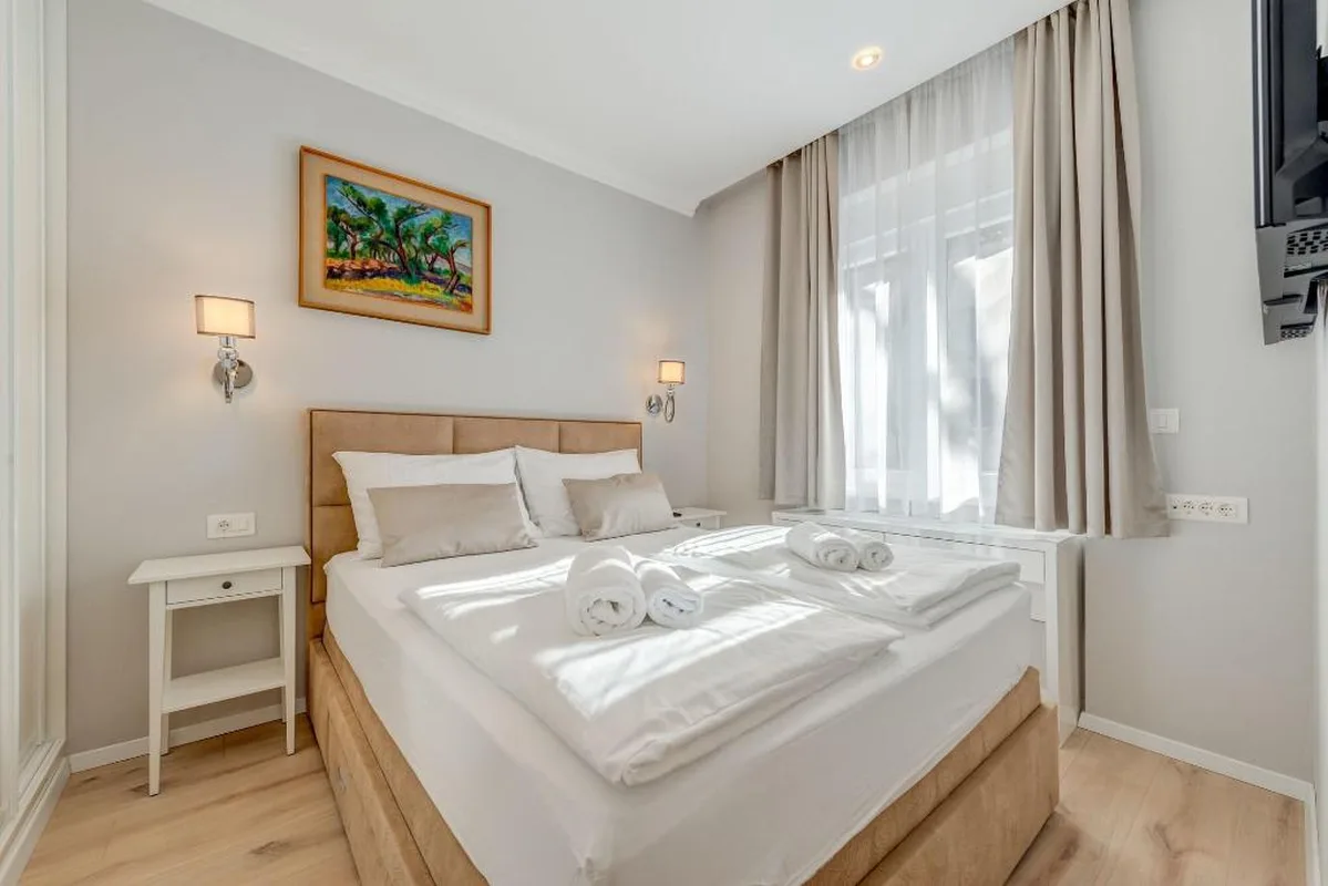 Piano Suites, hoofdfoto