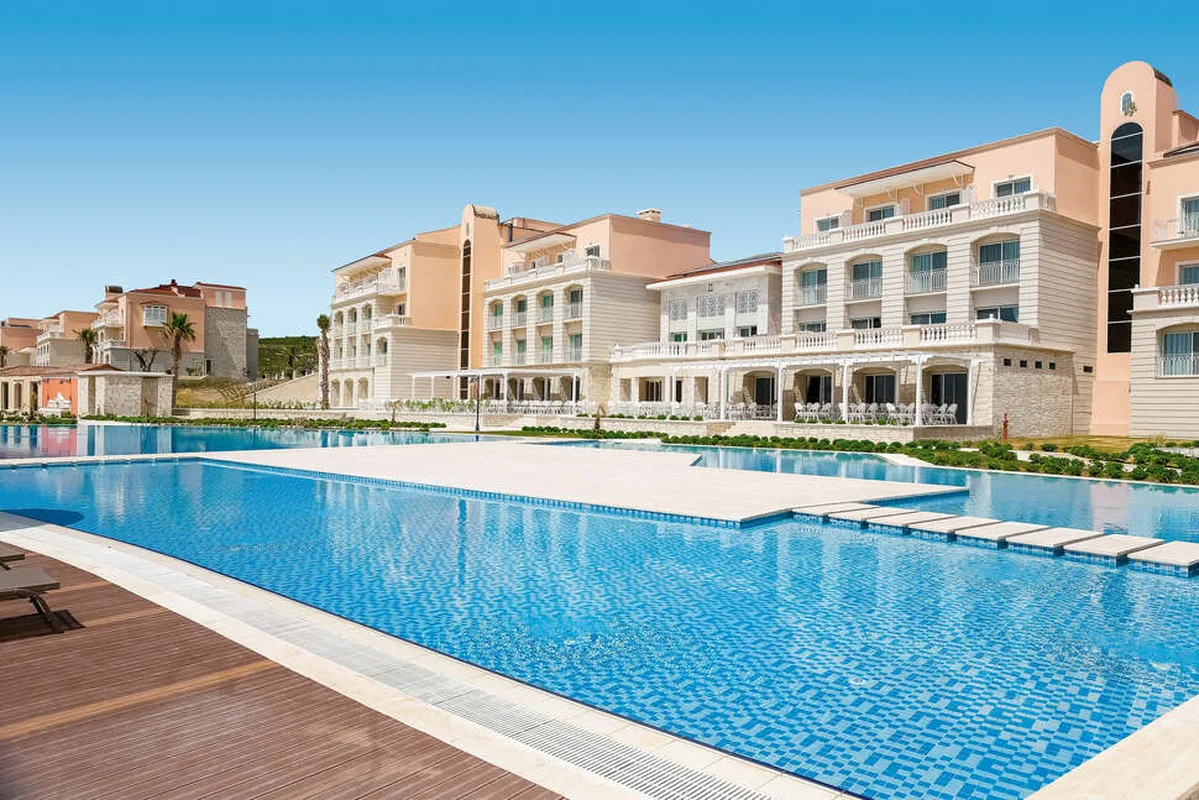 Dolce Hotels & Resorts by Wyndham Cesme Alaca — hoofdfoto