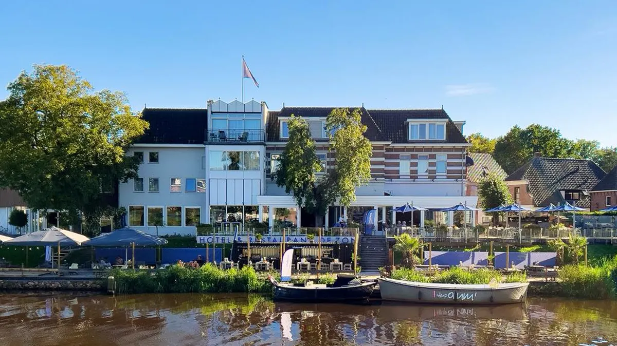 De Zon — hoofdfoto