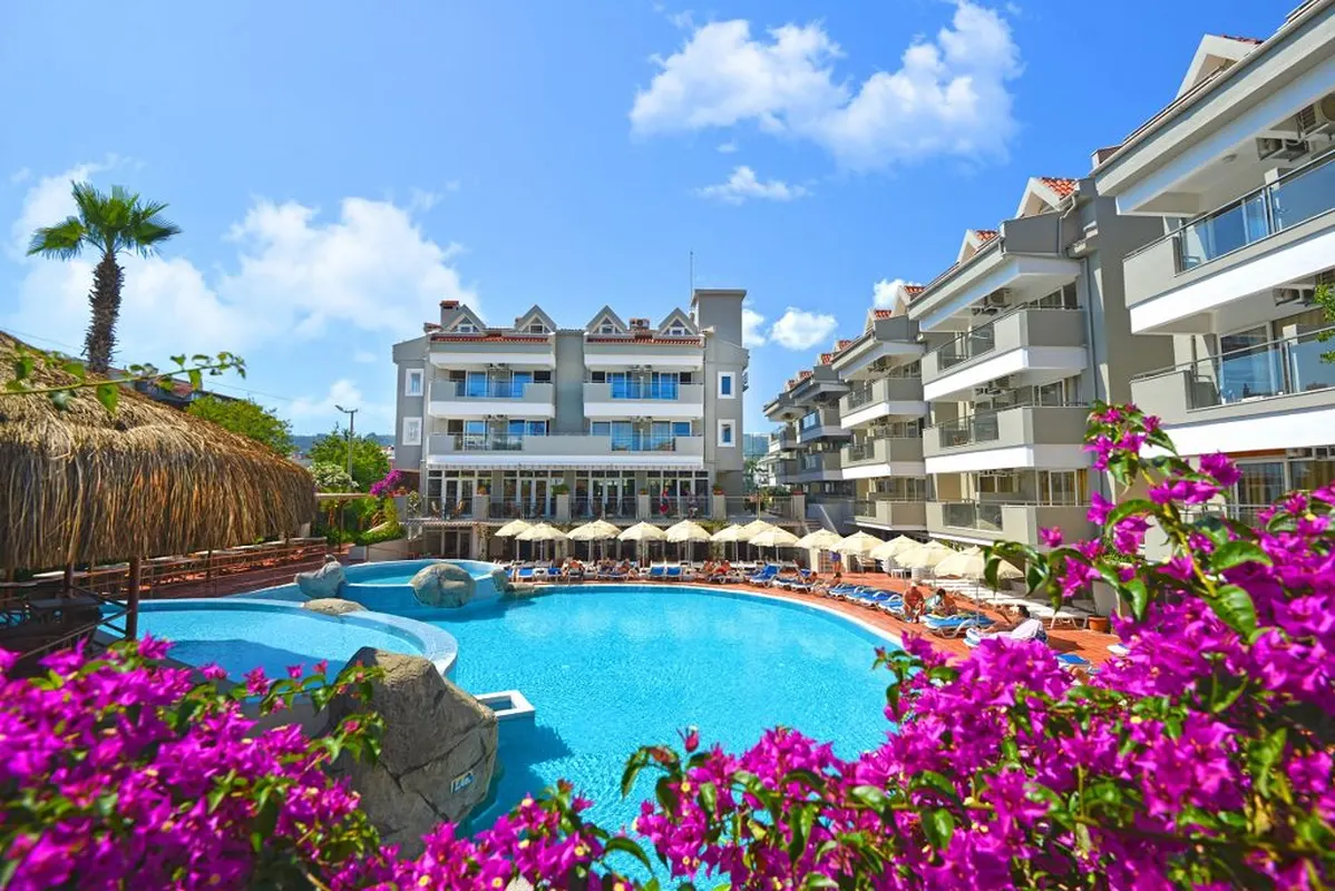 Begonville Hotel — hoofdfoto