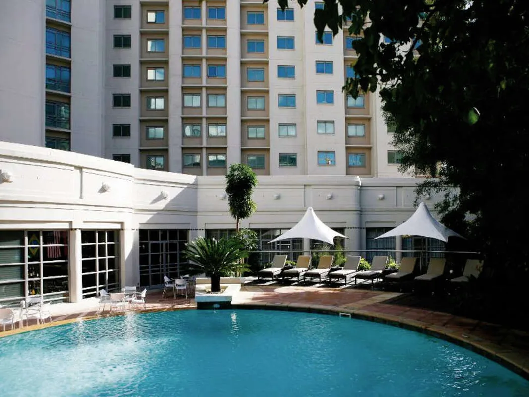 Southern Sun Waterfront — hoofdfoto