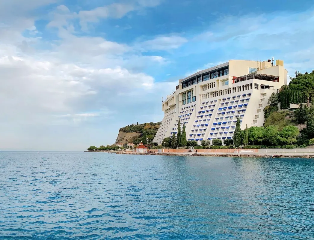 Grand Hotel Bernardin — hoofdfoto