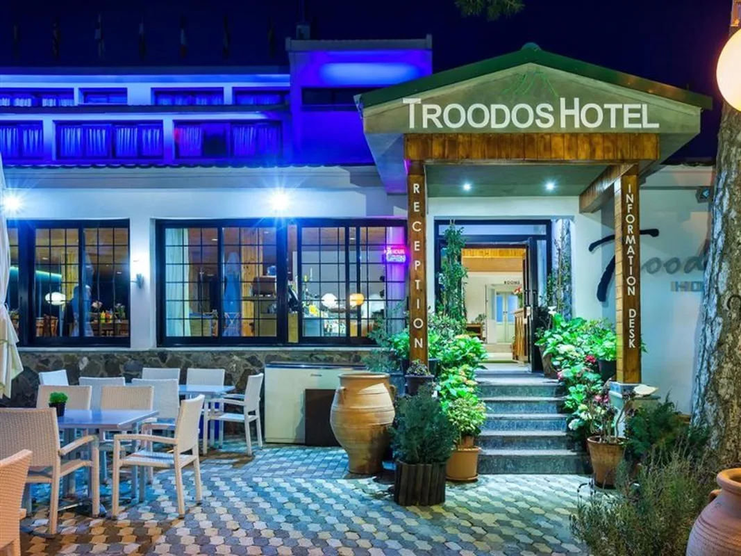 Troodos Hotel — hoofdfoto