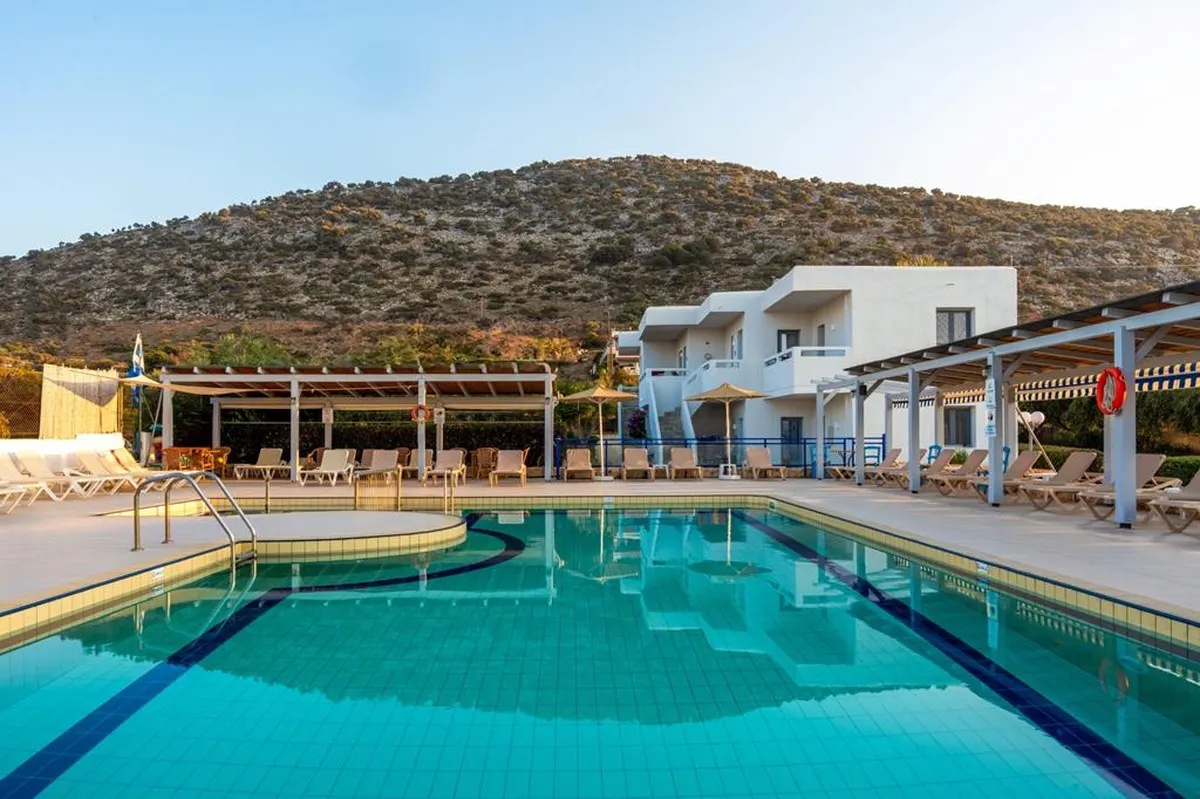 Sergiani Apartments — hoofdfoto