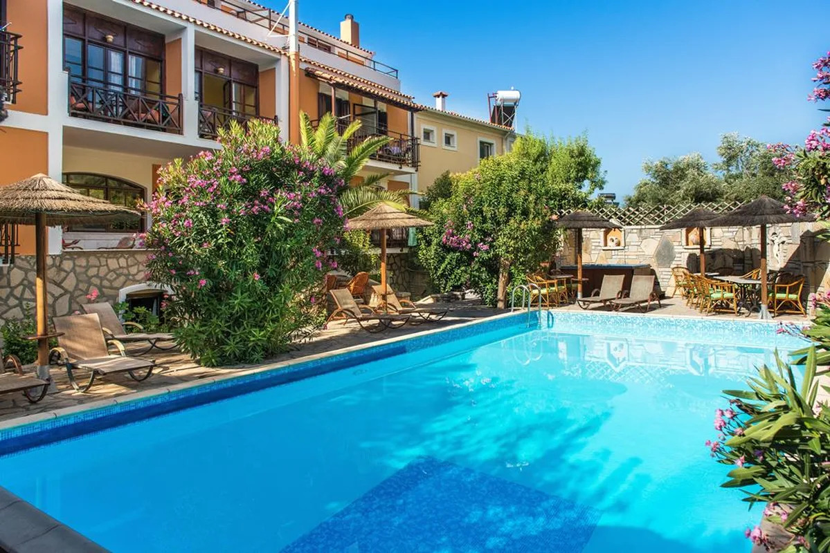 Athina Appartements — hoofdfoto