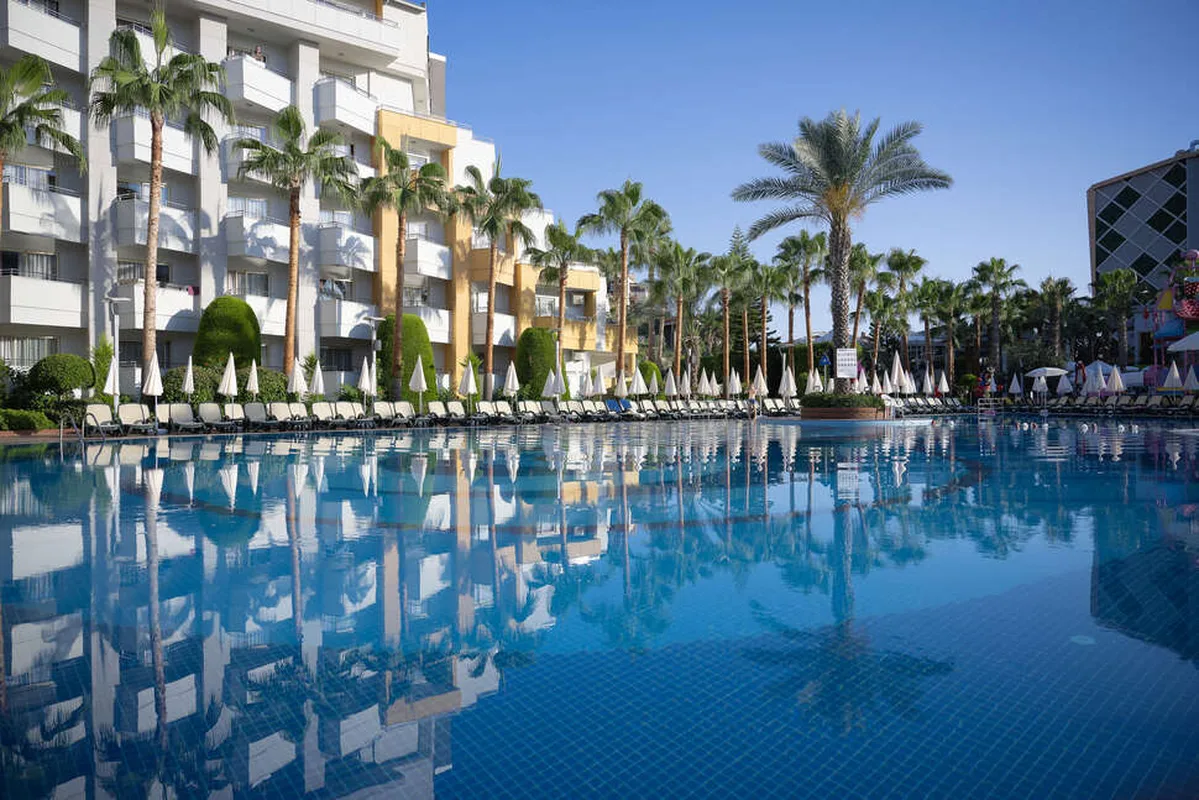 My Home Resort Hotel — hoofdfoto