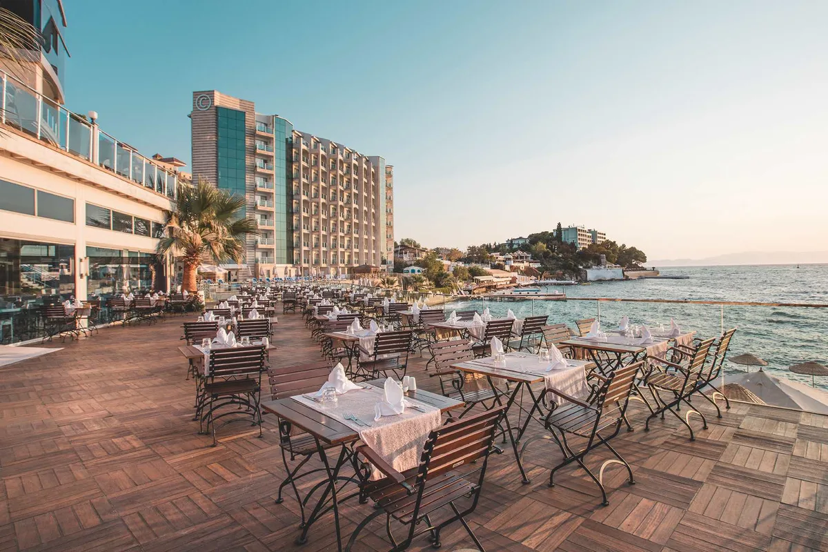 Charisma De Luxe Hotel — hoofdfoto