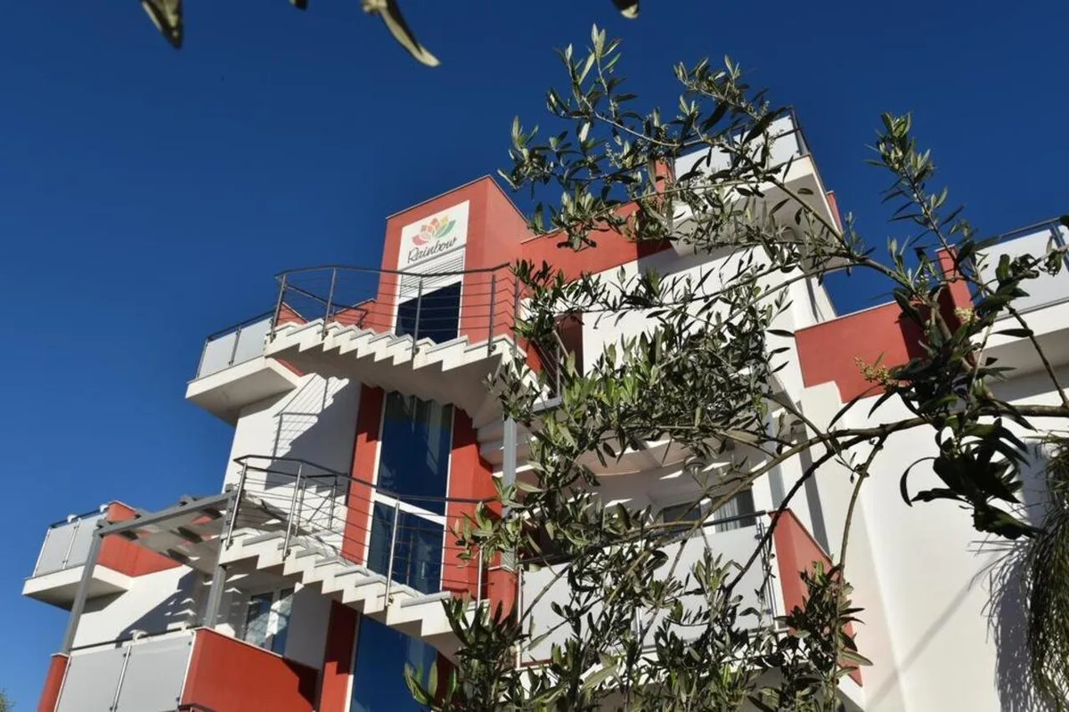 Rainbow Resort — hoofdfoto