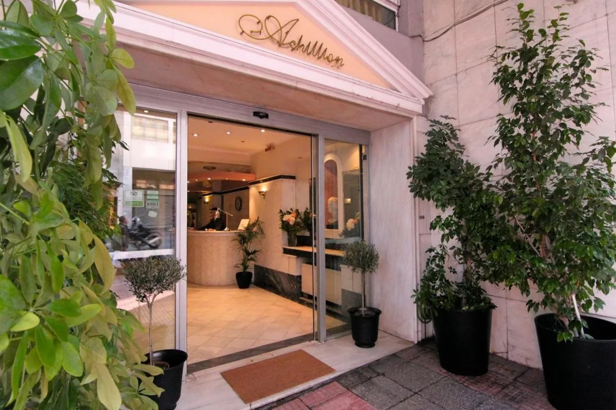 Achillion Hotel — hoofdfoto