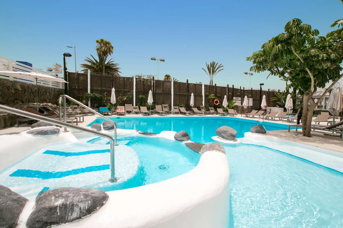 Hotel Livvo Anamar Suites — hoofdfoto