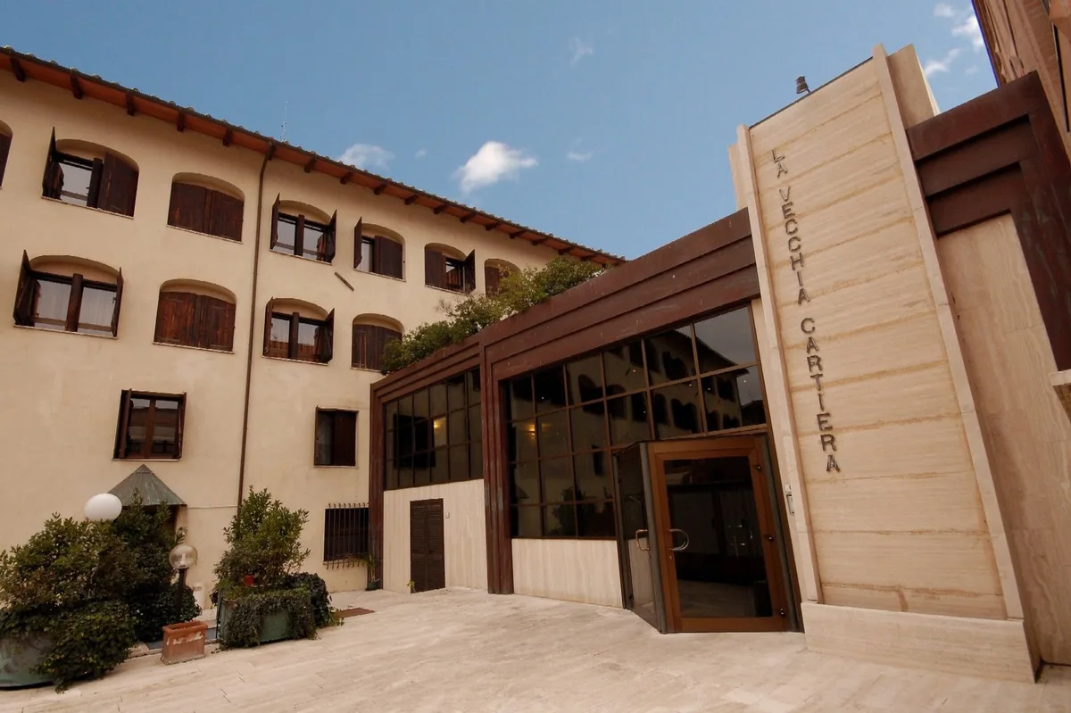 La Vecchia Cartiera, hoofdfoto