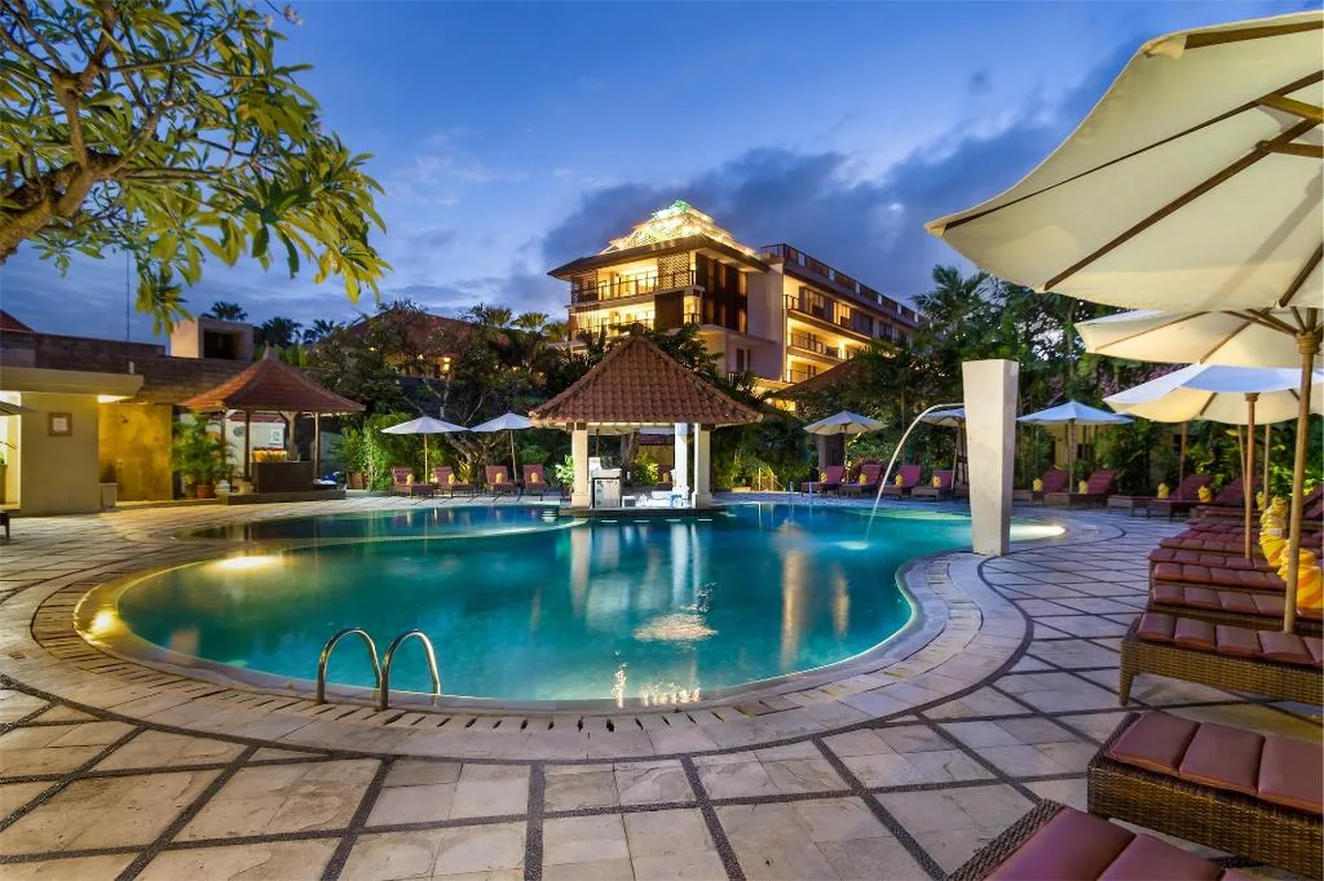 Puri Raja Hotel Legian Bali — hoofdfoto