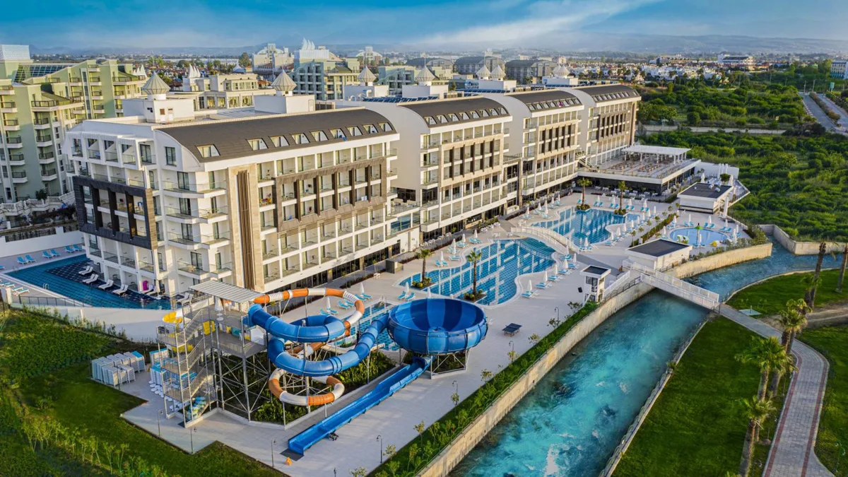 Diamond De Luxe Hotel & Spa — hoofdfoto