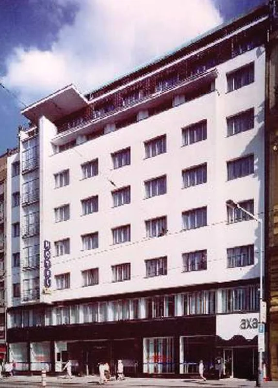 Axa — hoofdfoto