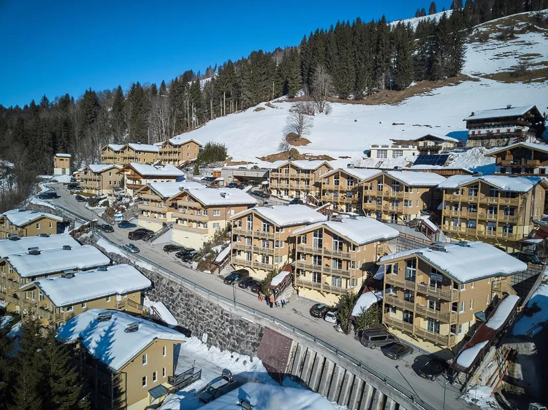 AlpenParks® Apartment & Ferienresort Rehrenberg — hoofdfoto