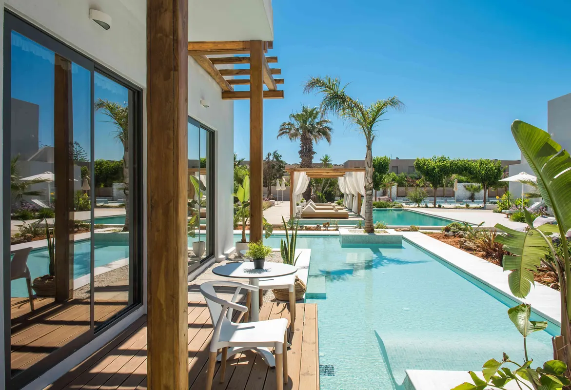 Paralos Lifestyle Beach Resort — hoofdfoto