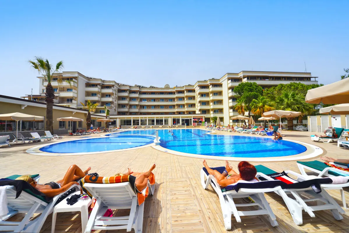 Linda Resort Hotel — hoofdfoto
