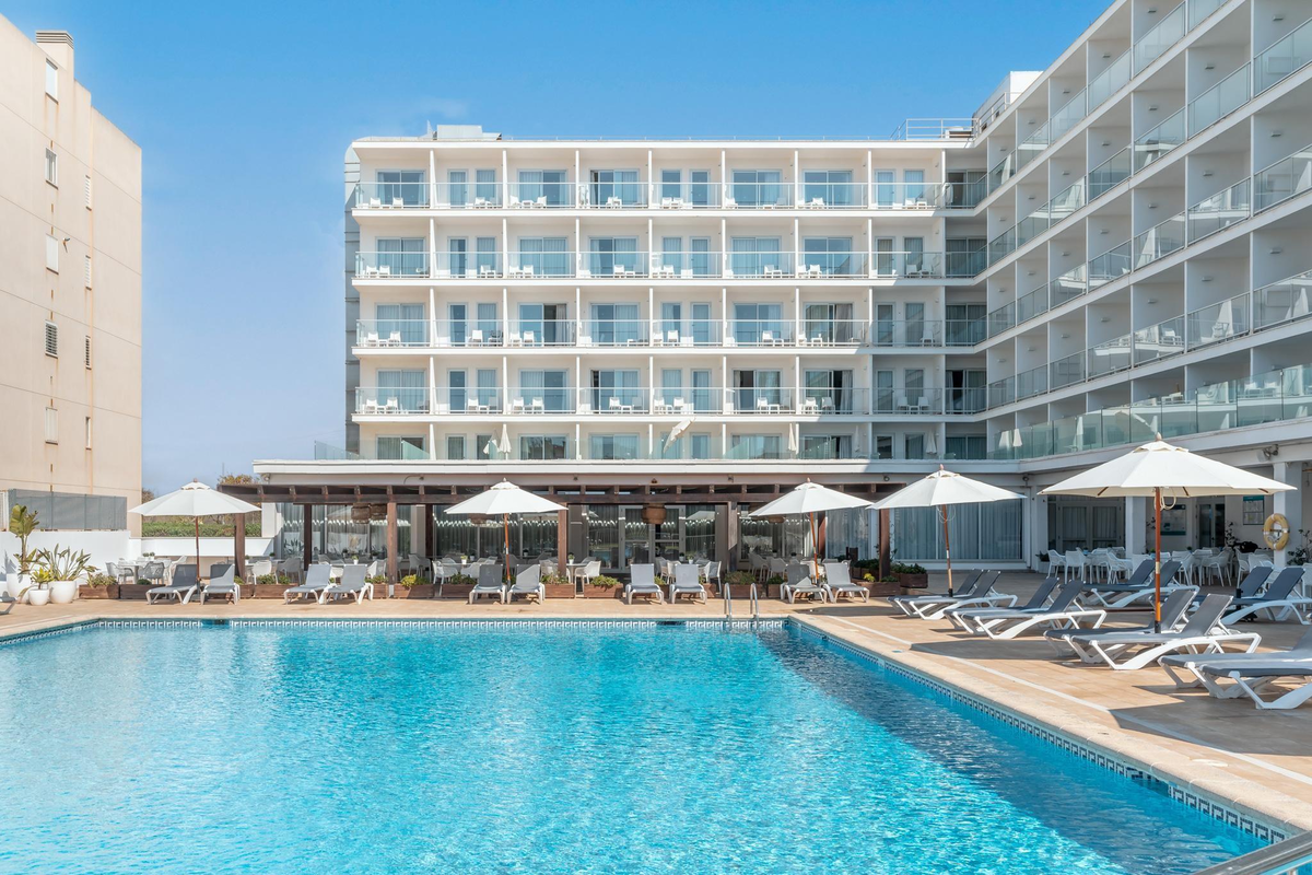 Alua Leo — hoofdfoto