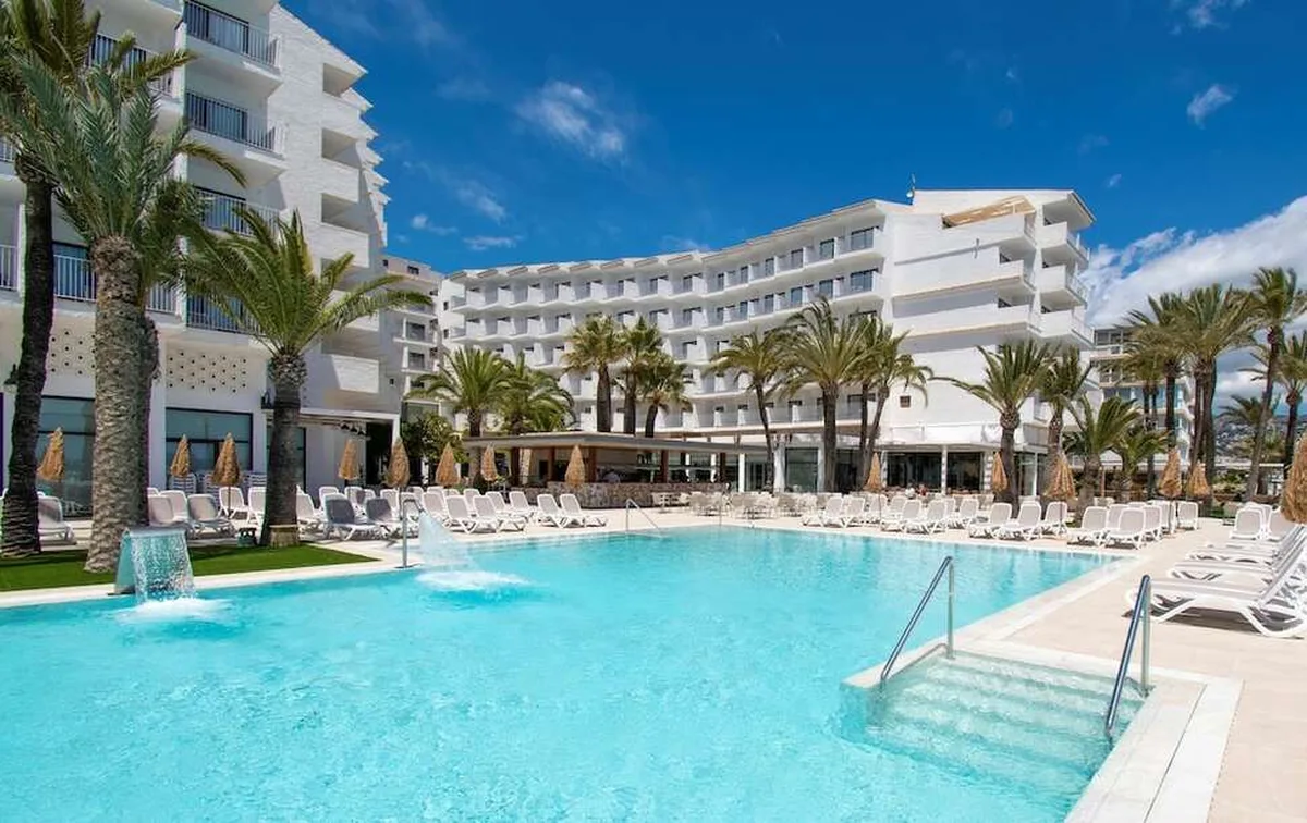 Hotel Cap Negret — hoofdfoto