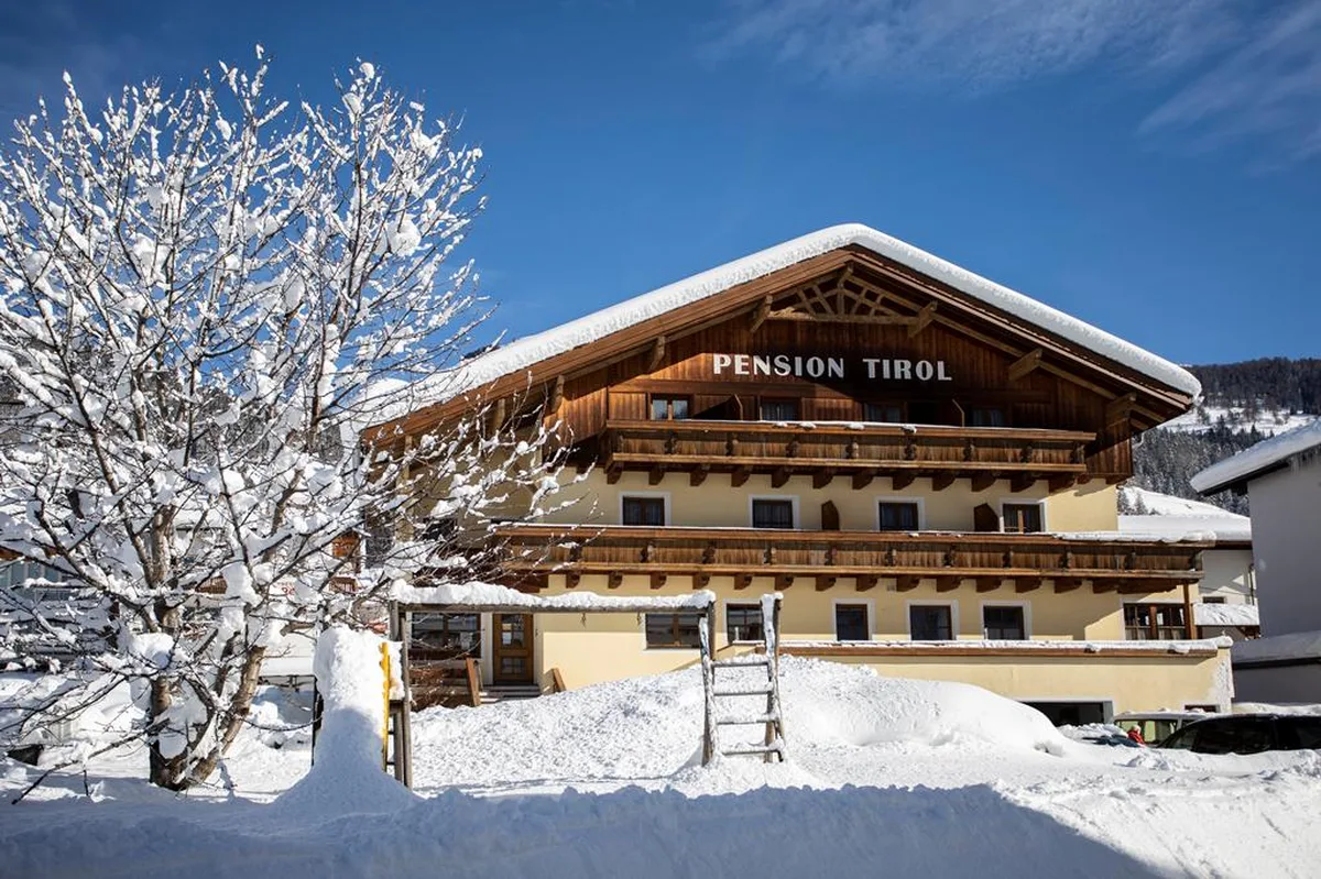 Pension Tirol — hoofdfoto