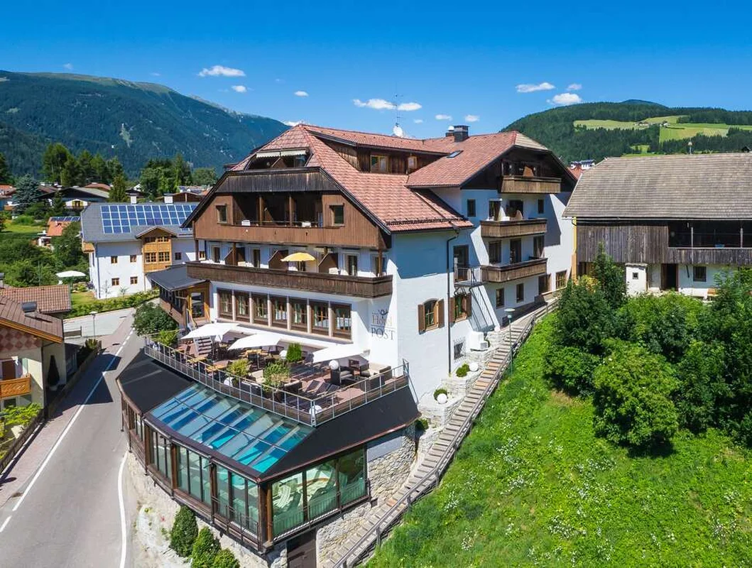 Post Tolderhof — hoofdfoto