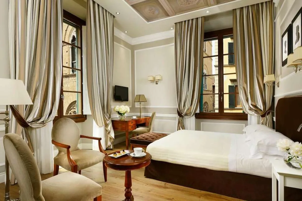 Hotel Calzaiuoli — hoofdfoto