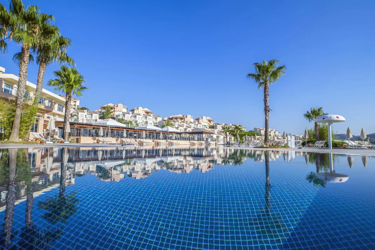 Unique Residence Hotel Golf & Spa (Ex. Wyndham Residences Kusadasi) — hoofdfoto