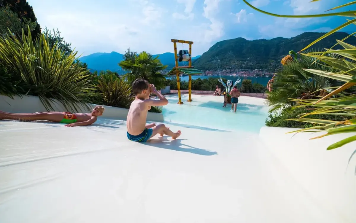 Weekend Glamping Resort — hoofdfoto