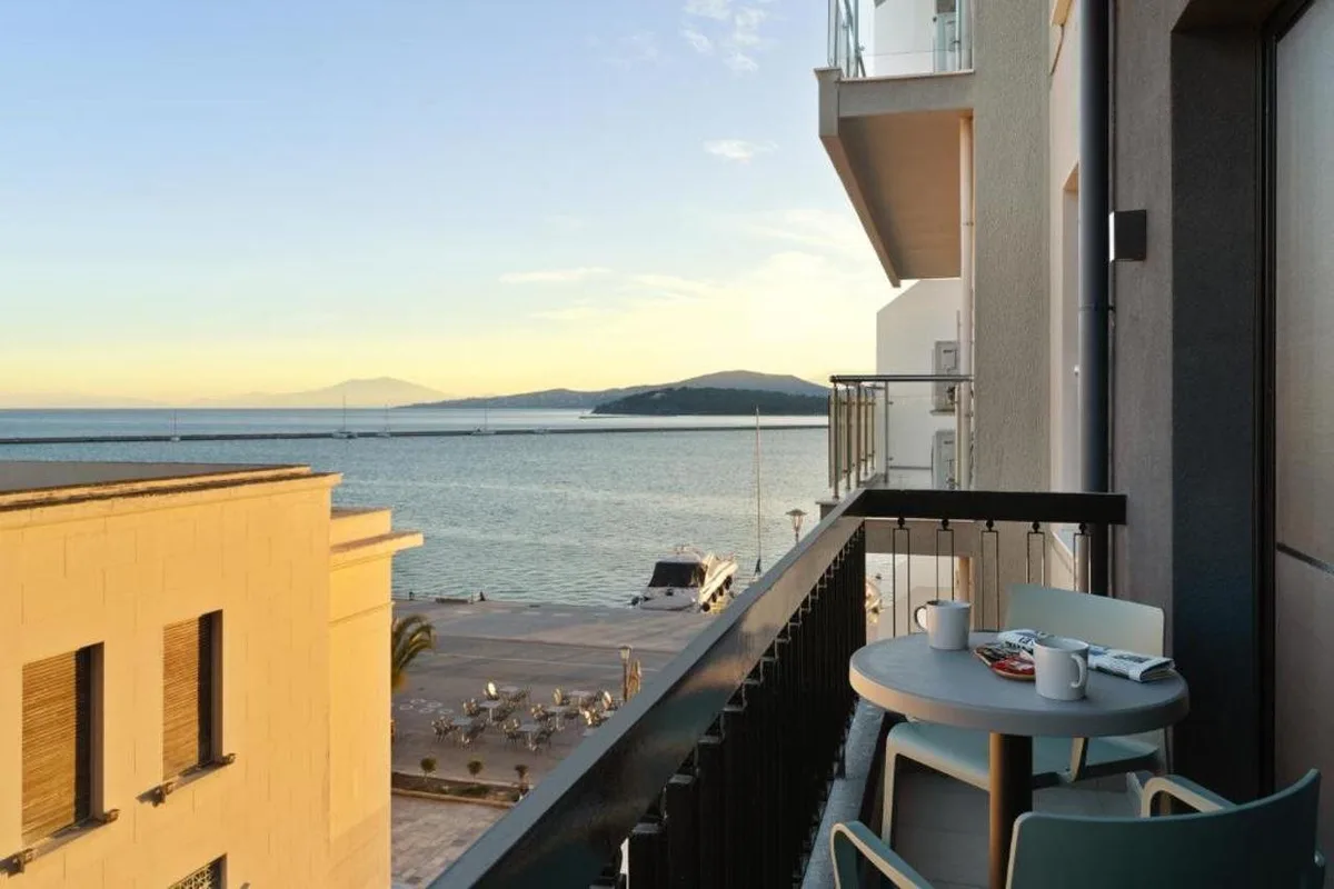 Azur Hotel Volos — hoofdfoto