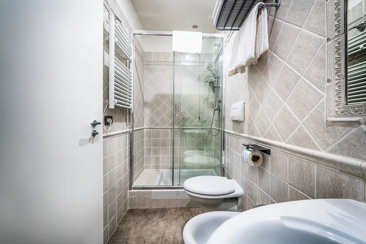 Varese Hotel — hoofdfoto