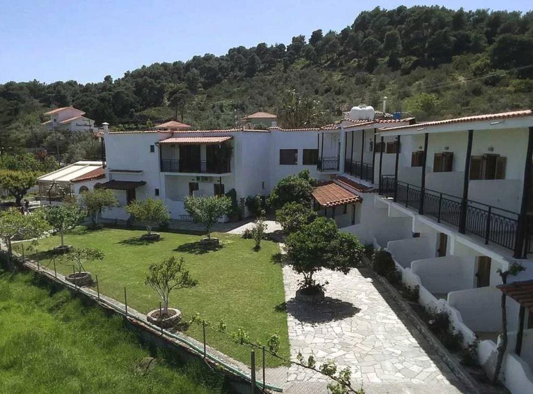 Hotel Vontzos — hoofdfoto