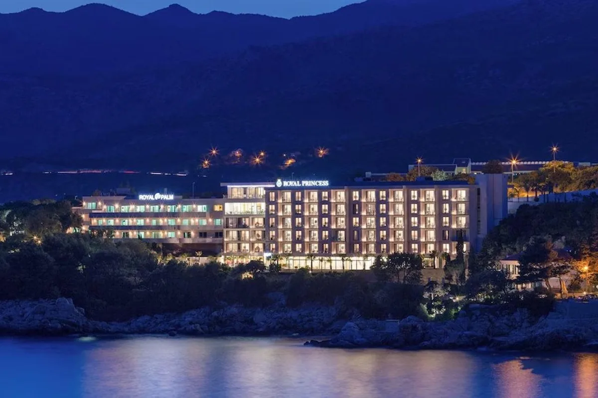Royal Princess Hotel — hoofdfoto