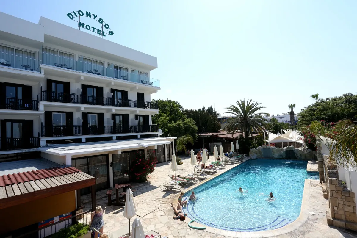 Dionysos Central — hoofdfoto