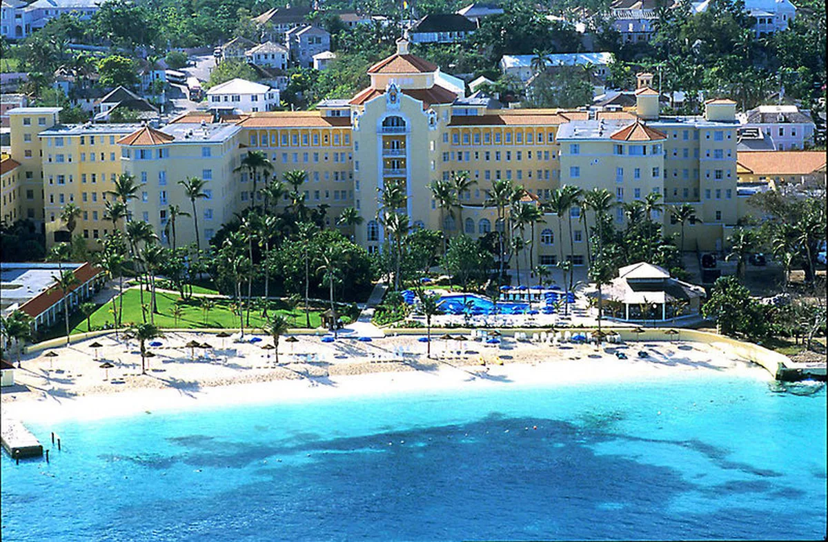 British Colonial Nassau — hoofdfoto