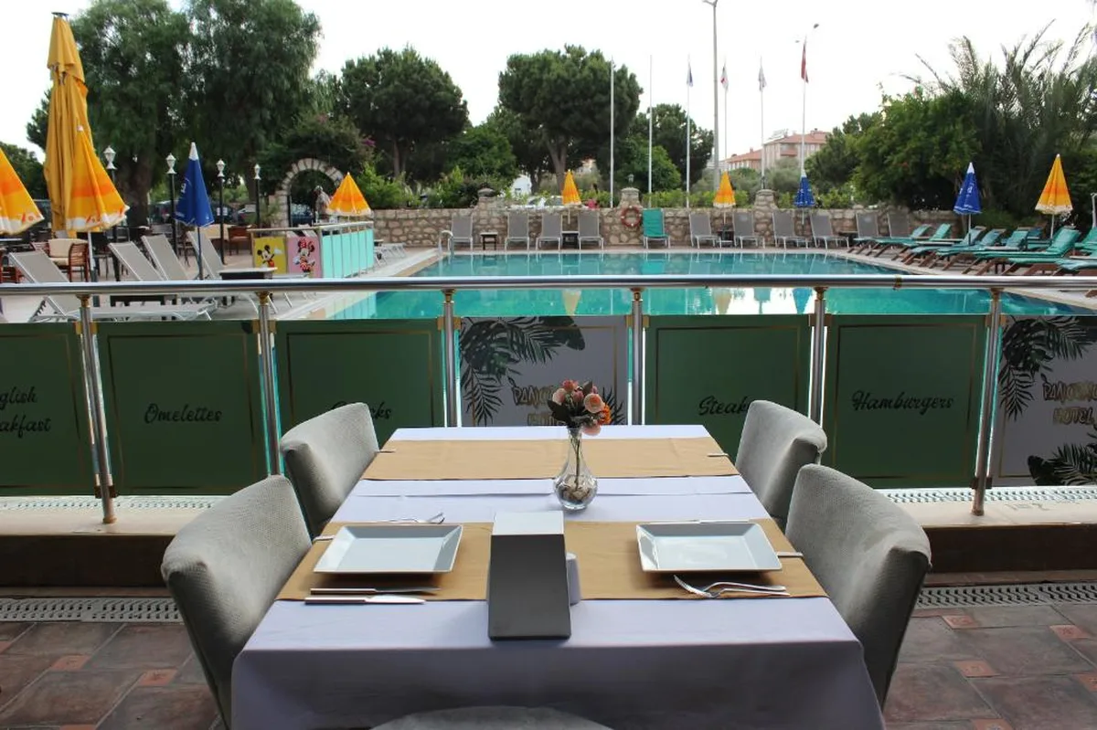 Panormos Hotel — hoofdfoto