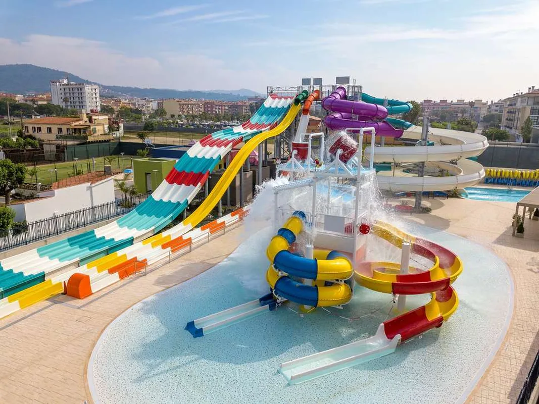 Golden Taurus Aquapark Resort — hoofdfoto
