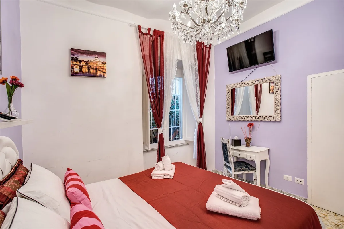 Royal Vatican Apartments, hoofdfoto