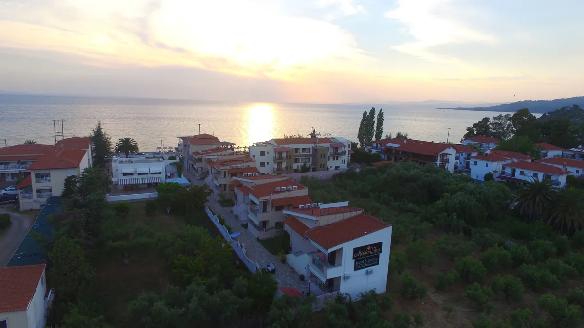 Meliton Inn Hotel & Suites — hoofdfoto