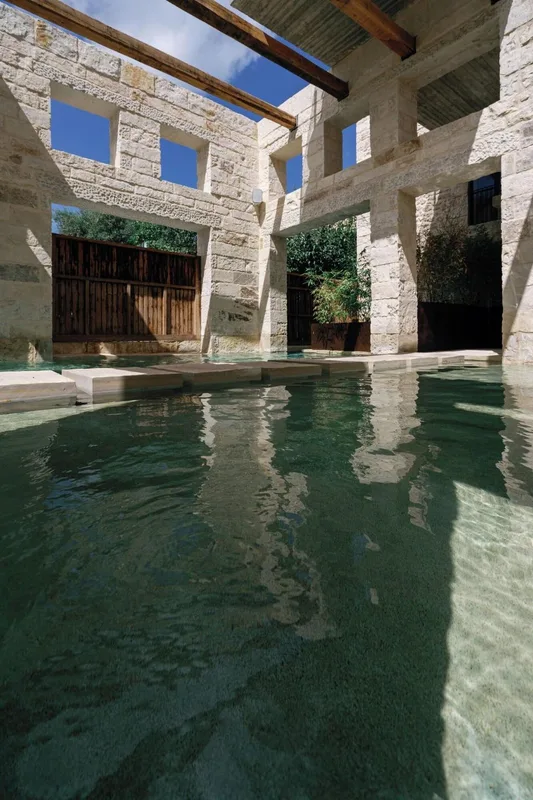 Amalen Suites, hoofdfoto