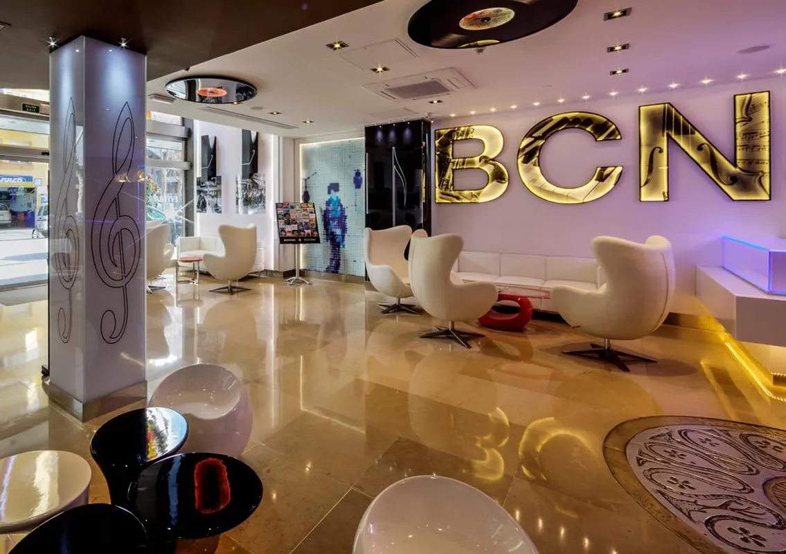 Evenia Rocafort — hoofdfoto